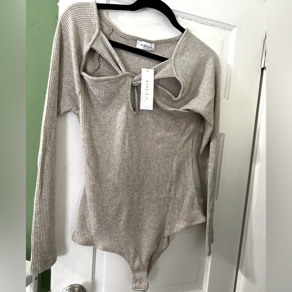 Gilli bodysuit size M NWT